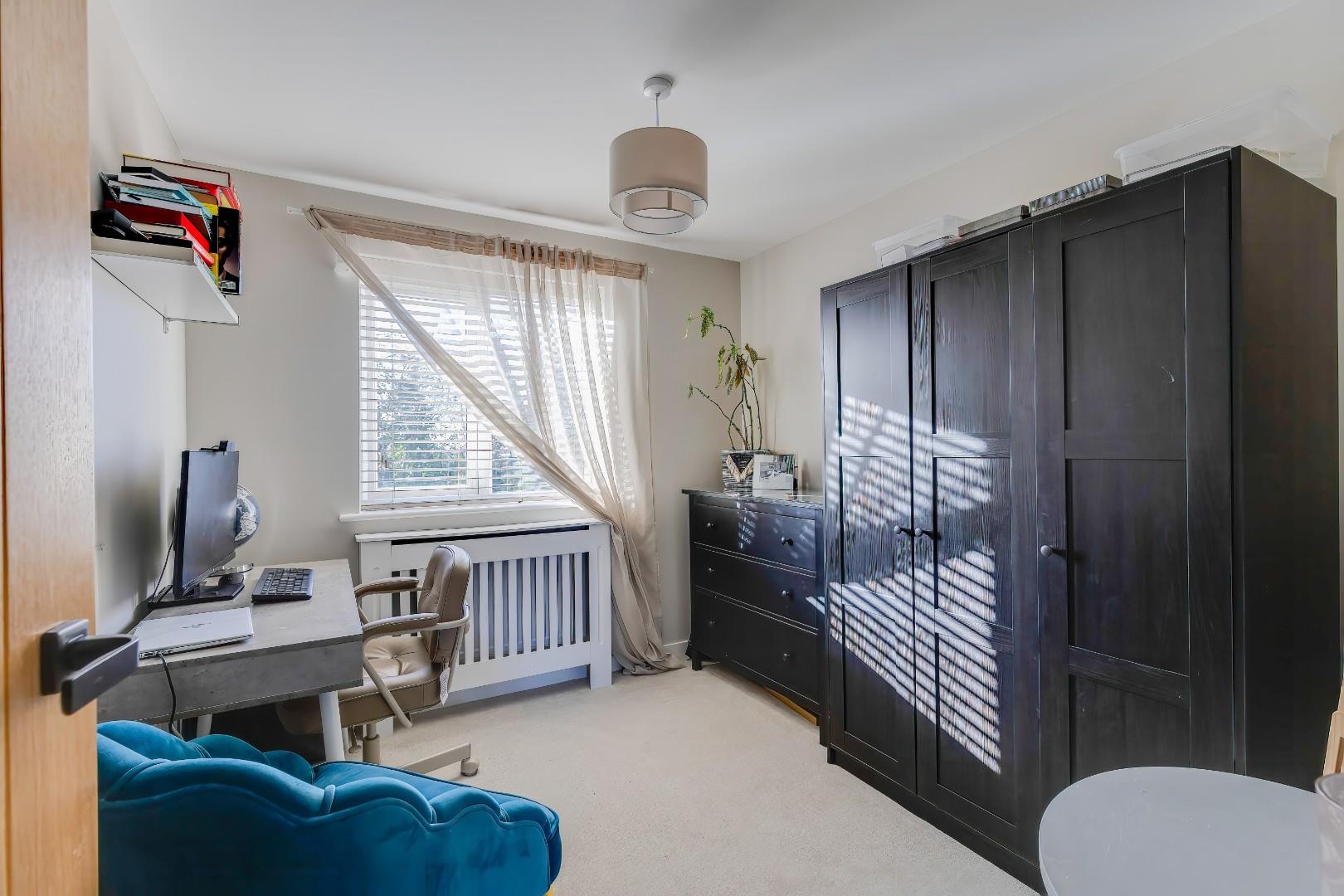 12 Plasnewydd Walk, Llantwit Major, Vale of Glamorgan, CF61 2YW